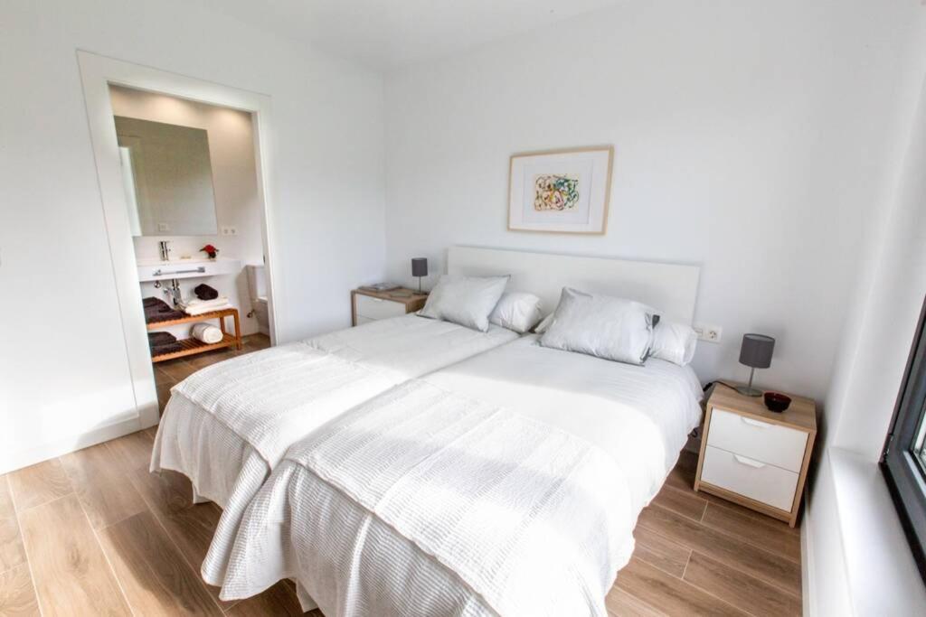 La Llosina Vivienda Vacacional Alquiler Integro ยาเนส ภายนอก รูปภาพ