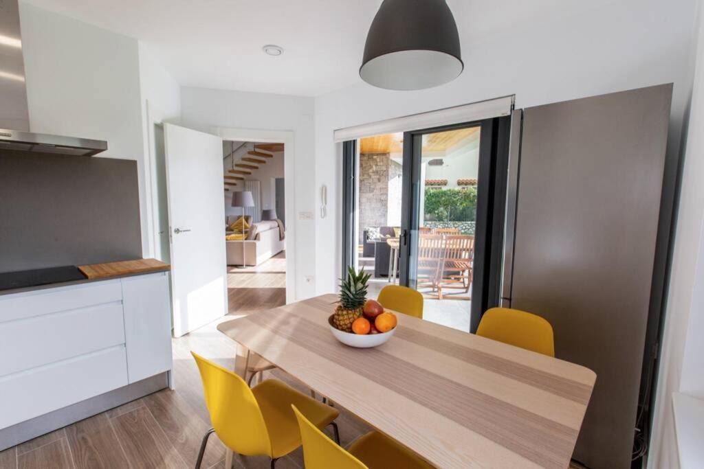 La Llosina Vivienda Vacacional Alquiler Integro ยาเนส ภายนอก รูปภาพ